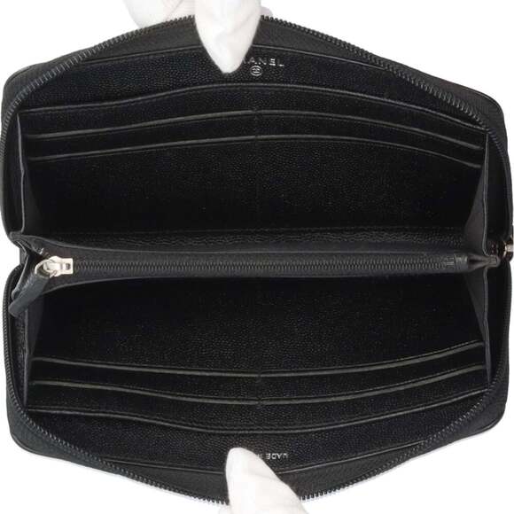 CHANEL Black Leather Wallet - Picture 5 of 7